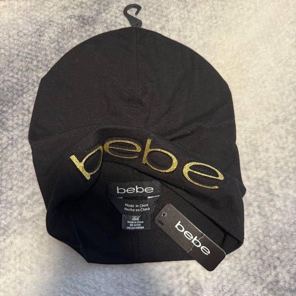 Women's Bebe Beanie New With Tags - Picture 3 of 4